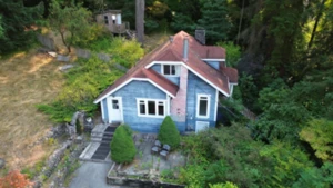 1/2 421 Campbell Road, Port Moody, BC