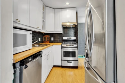 Loft / Bonus Room Photo of A7 1100 W 6th Avenue, Vancouver, BC