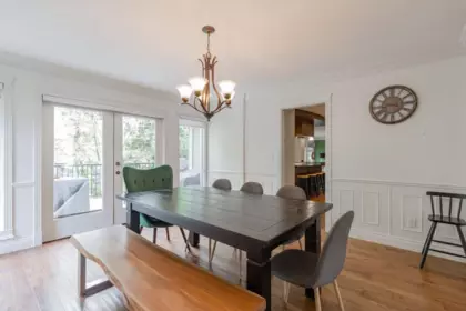 Kitchen Island Photo of 5890 Braemar Avenue, Burnaby, BC