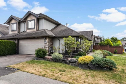 Kitchen Photo of 74 44523 Mclaren Drive, Chilliwack, BC
