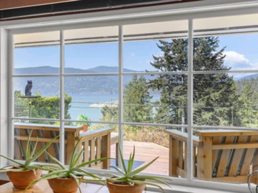 Breakfast Nook Photo of 6248 Wellington Avenue, West Vancouver, BC