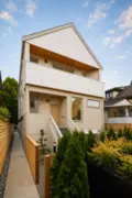 3 595 E 49th Avenue, Vancouver, BC