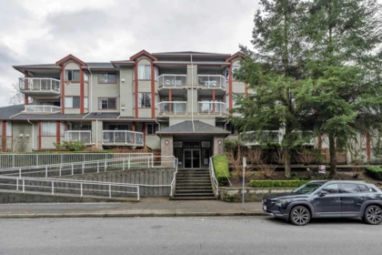 110 1215 Pacific Street Street, Coquitlam, BC, Coquitlam — Apartment/Condo for sale