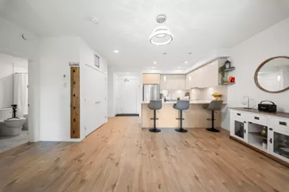 Kitchen Photo of 204 3182 Gladwin Road, Abbotsford, BC