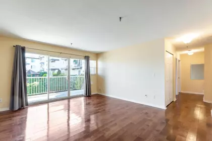 104 33535 King Road, Abbotsford, BC, Abbotsford — Apartment/Condo for sale