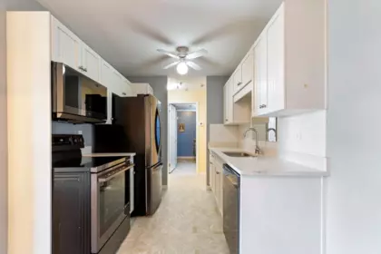 Kitchen Photo of 104 33535 King Road, Abbotsford, BC