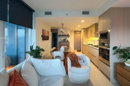 1702 4890 Lougheed Highway, Burnaby, BC, Burnaby — Apartment/Condo for sale