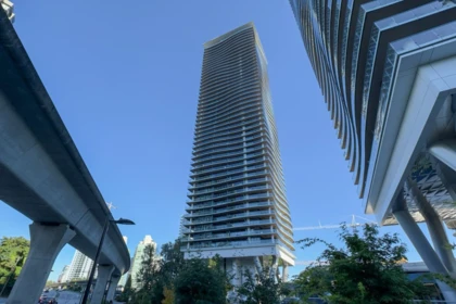 1702 4890 Lougheed Highway, Burnaby, BC, Burnaby — Apartment/Condo for sale