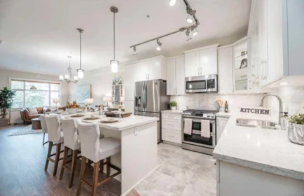 Living Room Photo of 401 11035 Ravine Road, Surrey, BC
