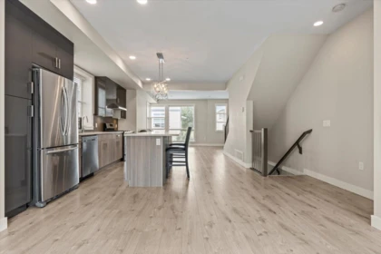 Kitchen Island Photo of 86 8413 Midtown Way, Chilliwack, BC