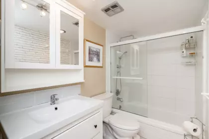 Office / Den Photo of 310 1355 Harwood Street, Vancouver, BC
