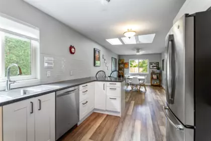 Dining Area Photo of 866 56 Street, Delta, BC