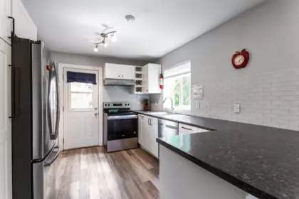 Kitchen Island Photo of 866 56 Street, Delta, BC