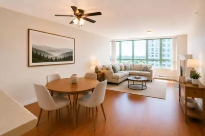 1105 6659 Southoaks Crescent, Burnaby, BC, Burnaby — Apartment/Condo for sale