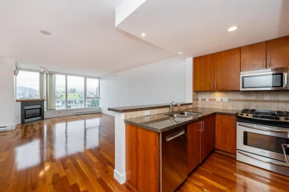 Breakfast Nook Photo of 1004 1483 W 7th Avenue, Vancouver, BC