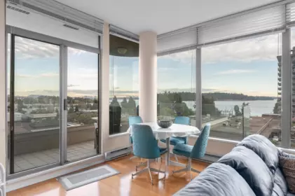 Breakfast Nook Photo of 502 570 18th Street, West Vancouver, BC