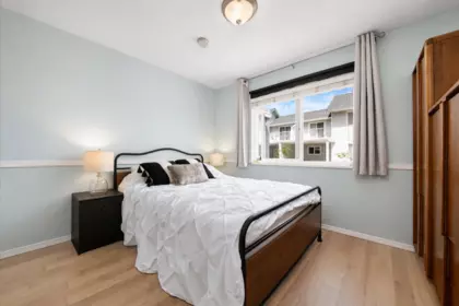 Bedroom 4 Photo of 4 12070 207a Street, Maple Ridge, BC