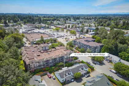 Hot Tub / Spa Photo of 4 12070 207a Street, Maple Ridge, BC