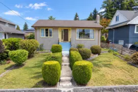 234 W St. James Road, North Vancouver, BC