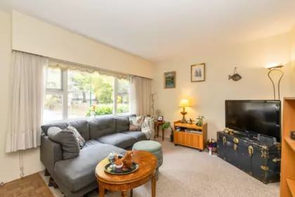3350 E 8 Avenue, Vancouver, BC, Vancouver — Single Family Residence for sale
