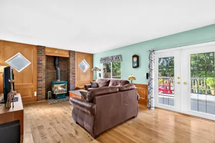 Basement Recreation Room Photo of 2181 Ocean Forest Drive, Surrey, BC