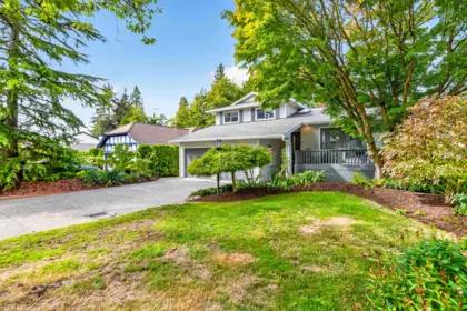 Garden / Landscaping Photo of 2181 Ocean Forest Drive, Surrey, BC
