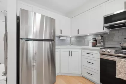 Kitchen Island Photo of 2B 1048 E 7th Avenue, Vancouver, BC