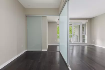Kitchen Island Photo of 209 1616 Columbia Street, Vancouver, BC