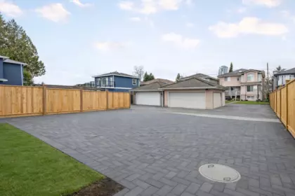 Outdoor Kitchen Photo of 4 7353 12th Avenue, Burnaby, BC