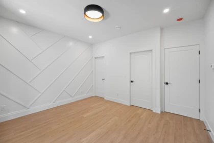 Powder Room Photo of 10564 Suncrest Drive, Delta, BC