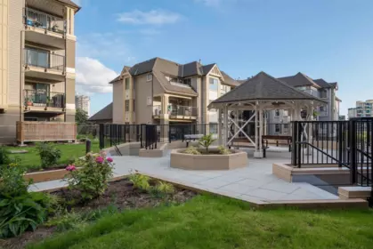 Outdoor Patio Photo of 206 215 Twelfth Street, New Westminster, BC