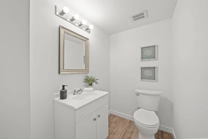 Mudroom Photo of 1504 3771 Bartlett Court, Burnaby, BC