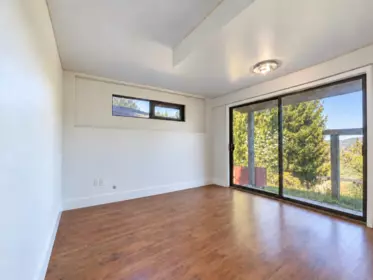 Basement Recreation Room Photo of 31081 Silverhill Road, Mission, BC