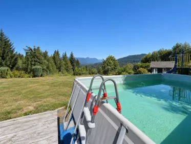 Outdoor Deck Photo of 31081 Silverhill Road, Mission, BC