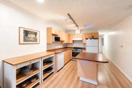 Kitchen Photo of 406 5629 Dunbar Street, Vancouver, BC