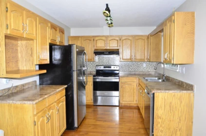 Walk-In Closet Photo of 14645 18 Avenue, Surrey, BC
