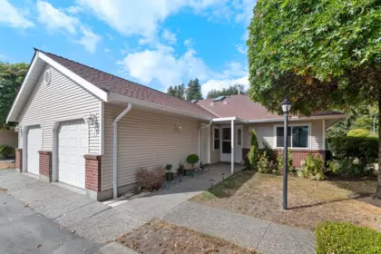 Loft / Bonus Room Photo of 1 2081 Winfield Drive, Abbotsford, BC