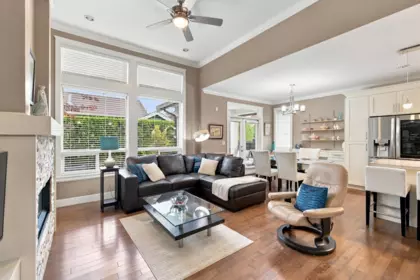 Kitchen Island Photo of 72 350 174 Street, Surrey, BC