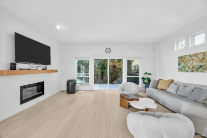 Breakfast Nook Photo of 78 15288 36 Avenue, Surrey, BC