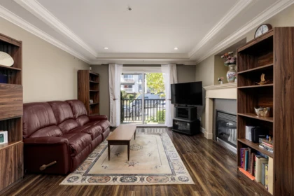 Dining Area Photo of 1 388 Ellesmere Avenue, Burnaby, BC