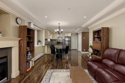 Kitchen Island Photo of 1 388 Ellesmere Avenue, Burnaby, BC