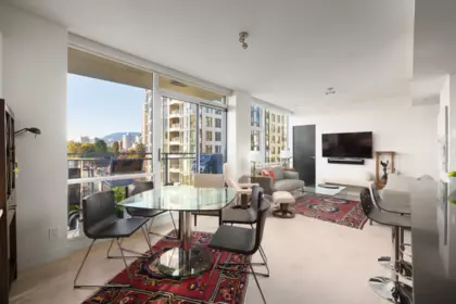 Family Room Photo of 801 1455 Howe Street, Vancouver, BC
