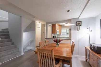 1174 Inlet Street, Coquitlam, BC, Coquitlam — Townhouse for sale