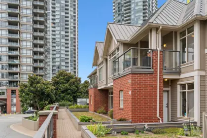 6 4132 Halifax Street, Burnaby, BC, Burnaby — Townhouse for sale