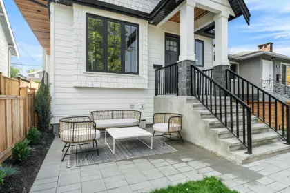 2728 Kitchener Street, Vancouver, BC, Vancouver — Half Duplex for sale
