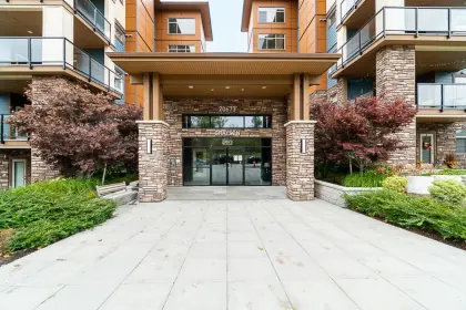 402 20673 78 Avenue, Langley, BC, Langley — Apartment/Condo for sale