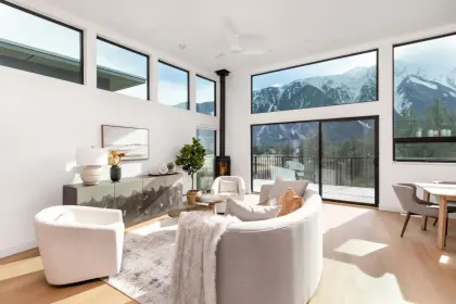 14 4000 Sunstone Way, Pemberton, BC, Pemberton — Half Duplex for sale
