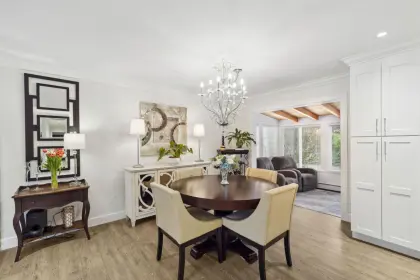7530 Lawrence Drive, Burnaby, BC, Burnaby — Single Family Residence for sale