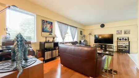 94 E 27th Avenue, Vancouver, BC, Vancouver — Single Family Residence for sale