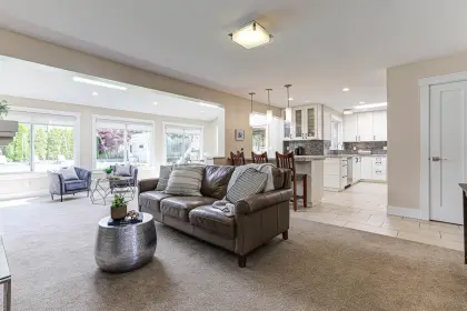 336 52 Street, Delta, BC, Delta — Single Family Residence for sale